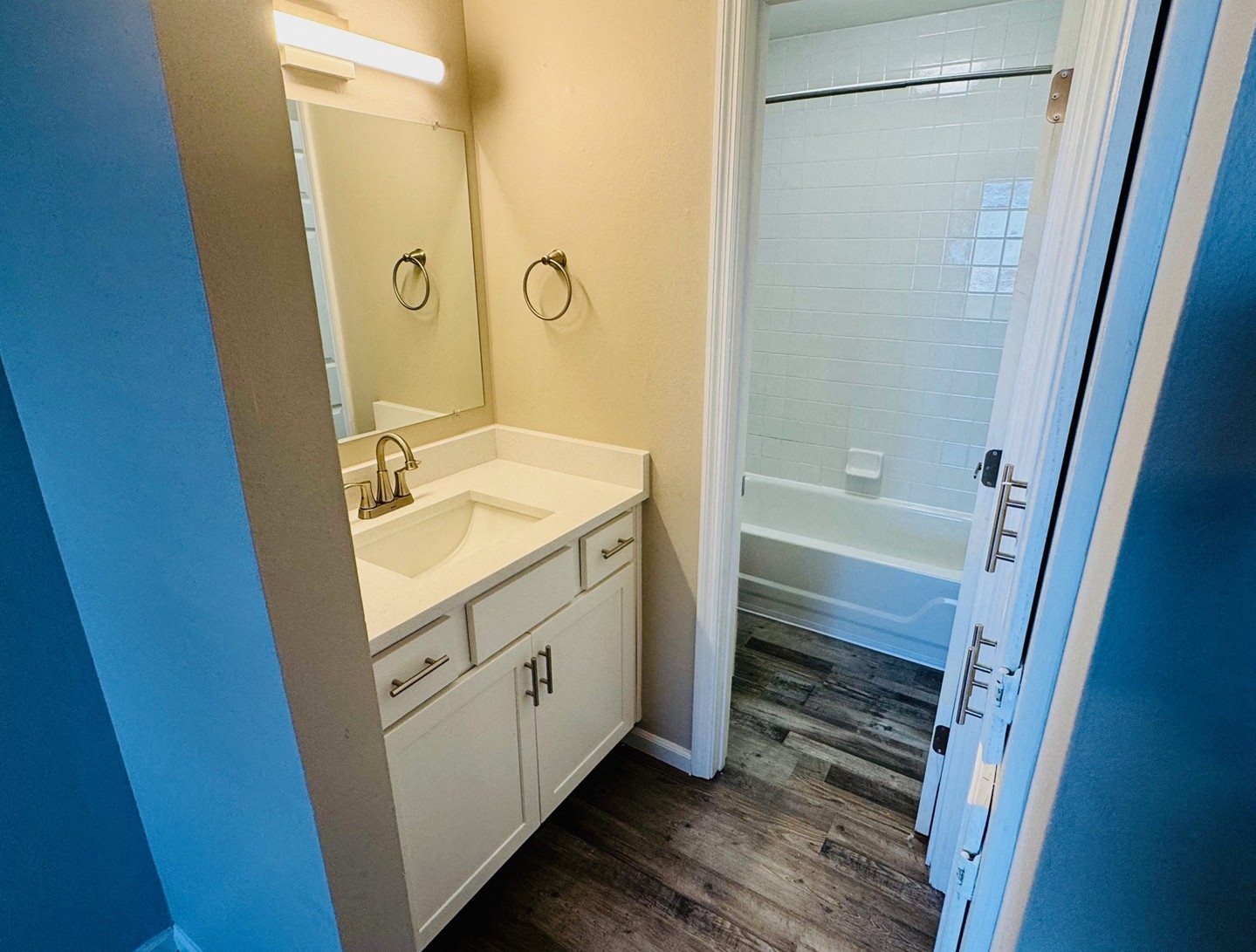 Gallery Photo 4